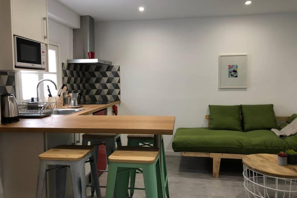 M3 Terrace. Cool Apartment 15 Min Center By Metro إسبلوغيس ذي يوبريغات المظهر الخارجي الصورة