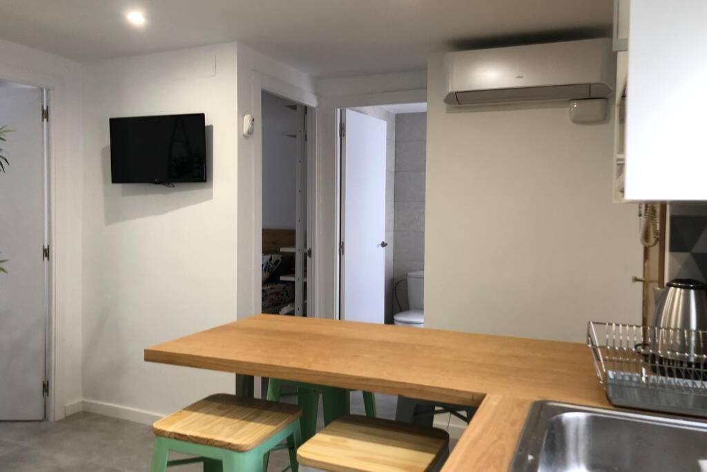 M3 Terrace. Cool Apartment 15 Min Center By Metro إسبلوغيس ذي يوبريغات المظهر الخارجي الصورة