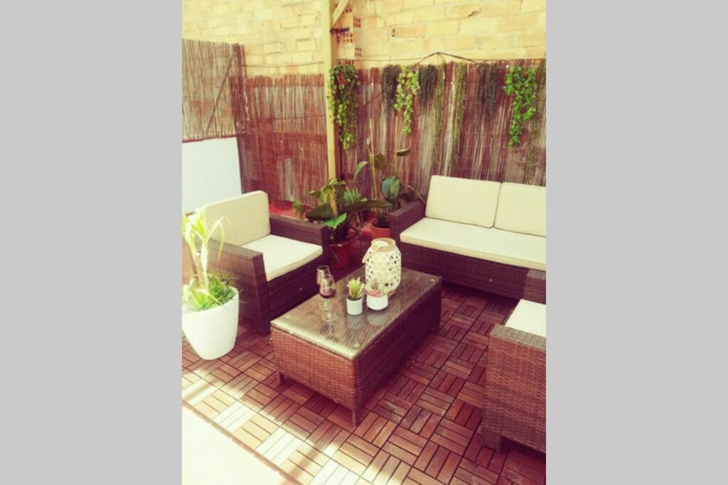 M3 Terrace. Cool Apartment 15 Min Center By Metro إسبلوغيس ذي يوبريغات المظهر الخارجي الصورة