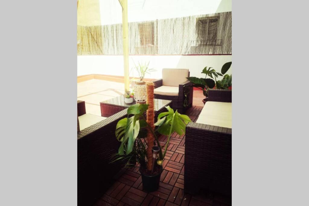 M3 Terrace. Cool Apartment 15 Min Center By Metro إسبلوغيس ذي يوبريغات المظهر الخارجي الصورة